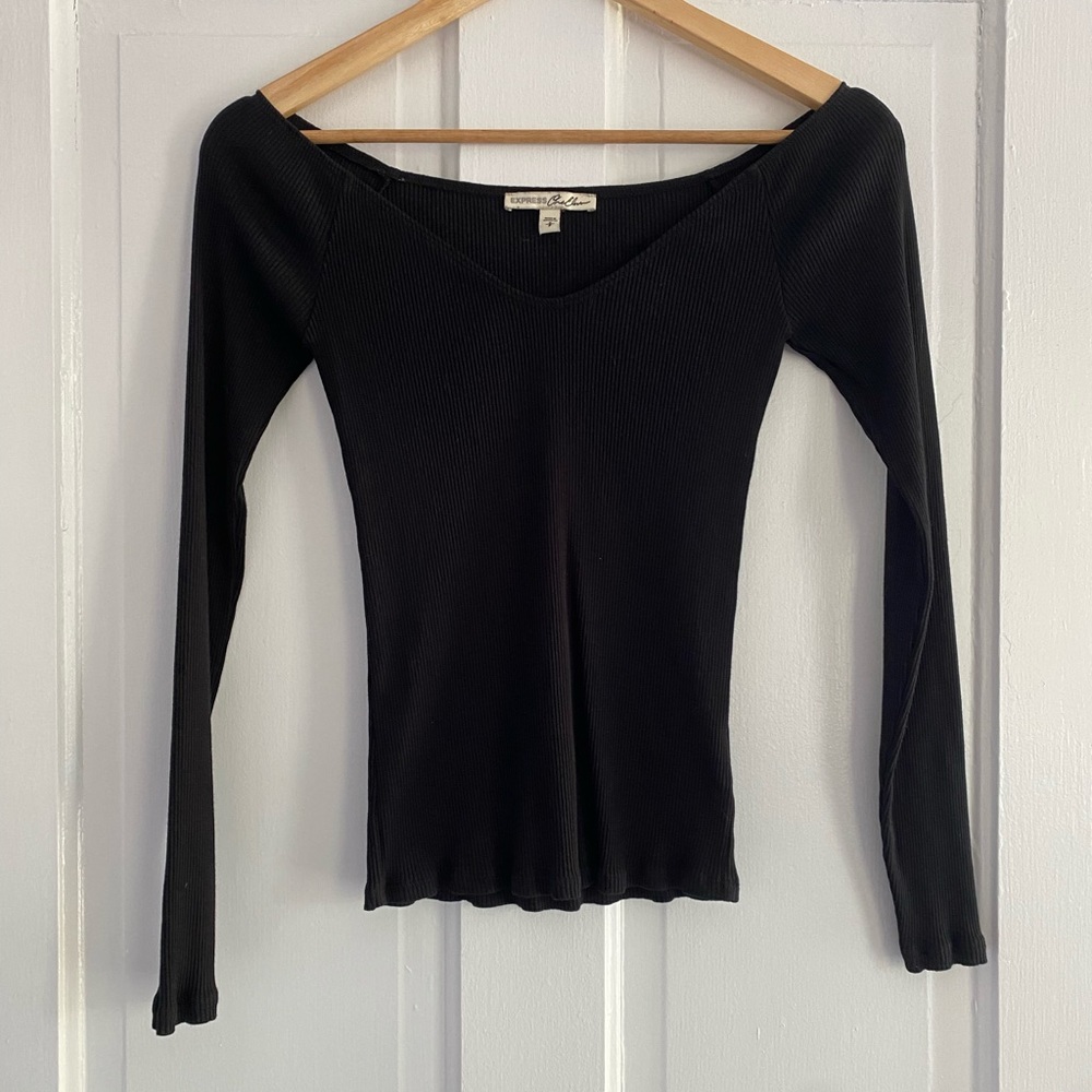Express Women’s Off Shoulder V Neck Black Top in S